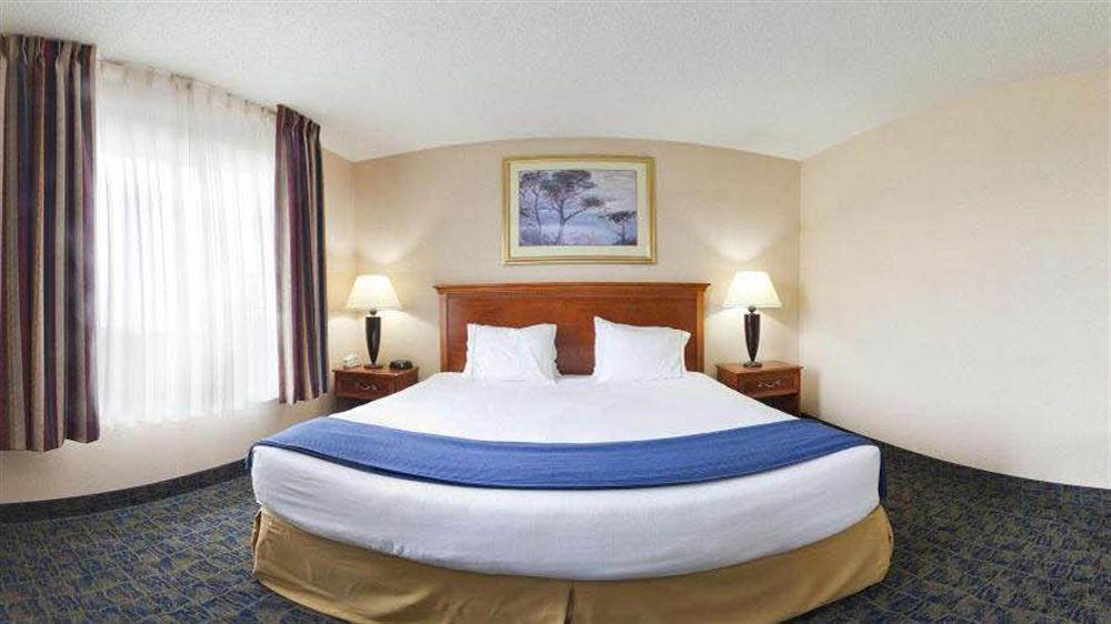 Quality Inn Spring Mills - Martinsburg North Eksteriør billede