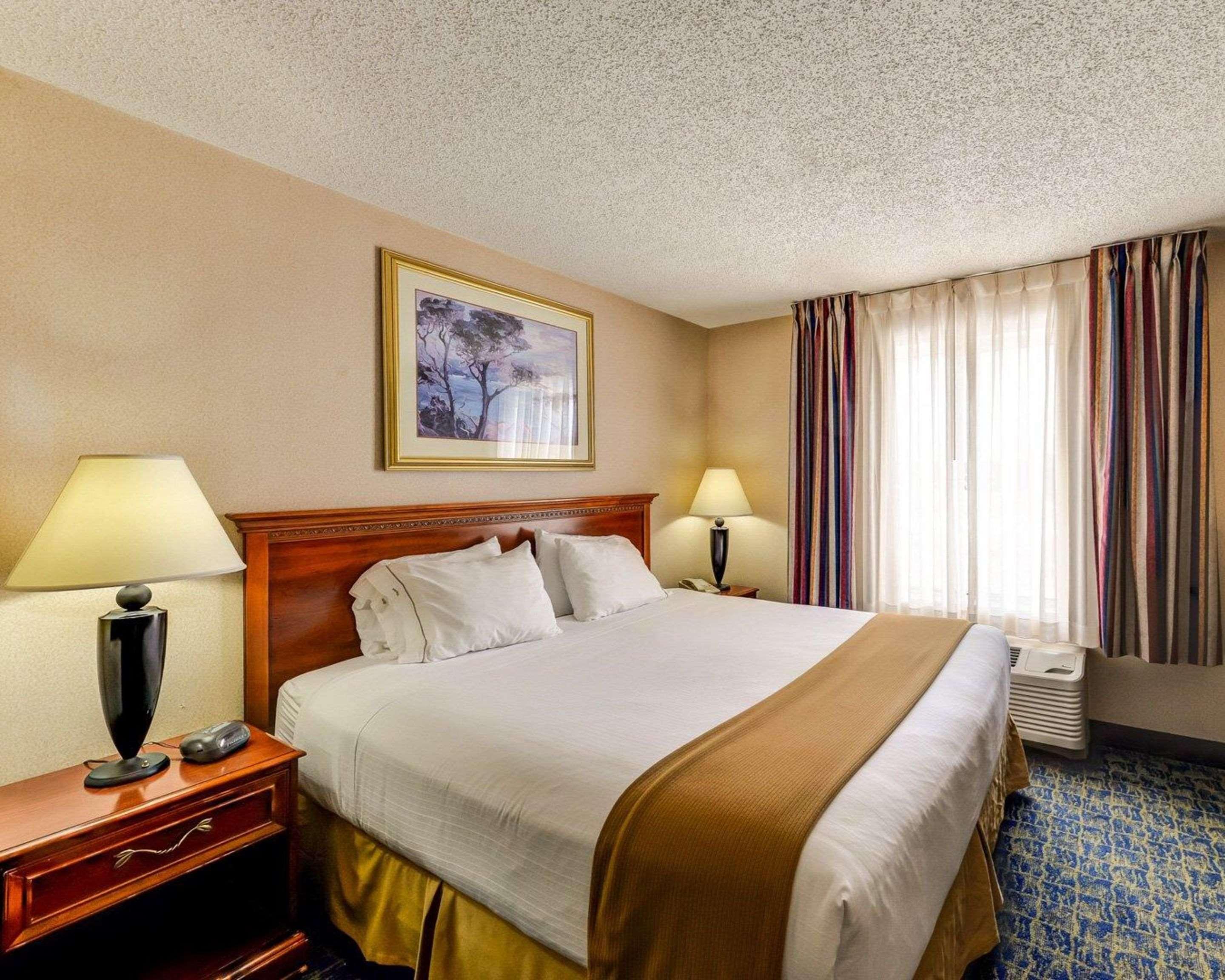 Quality Inn Spring Mills - Martinsburg North Eksteriør billede