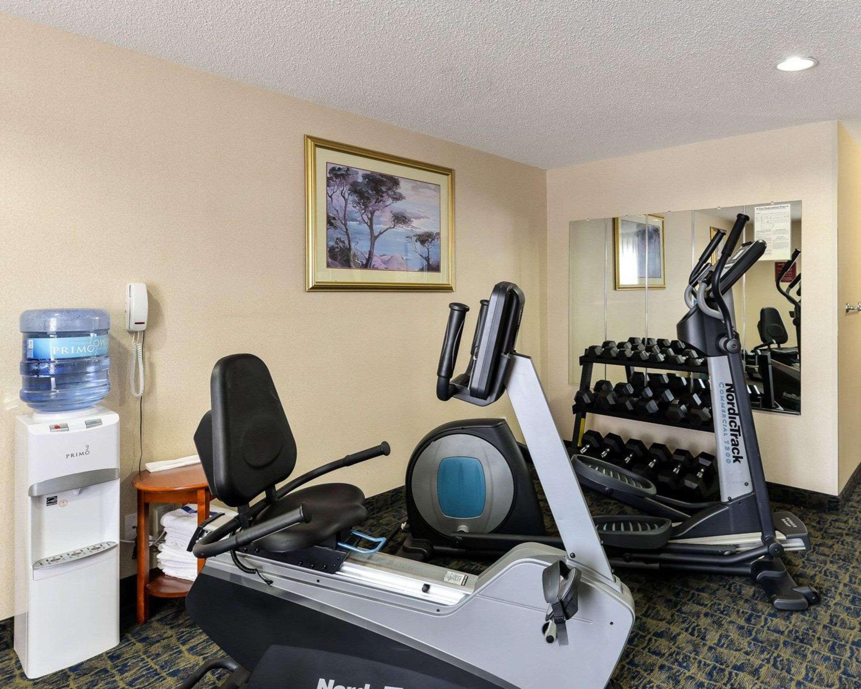 Quality Inn Spring Mills - Martinsburg North Eksteriør billede