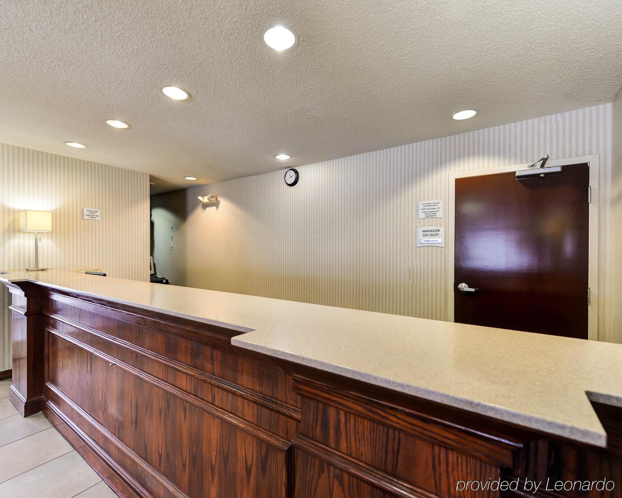 Quality Inn Spring Mills - Martinsburg North Eksteriør billede