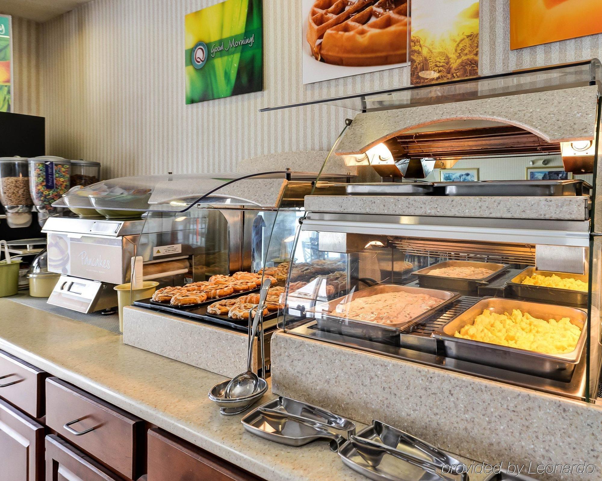Quality Inn Spring Mills - Martinsburg North Eksteriør billede