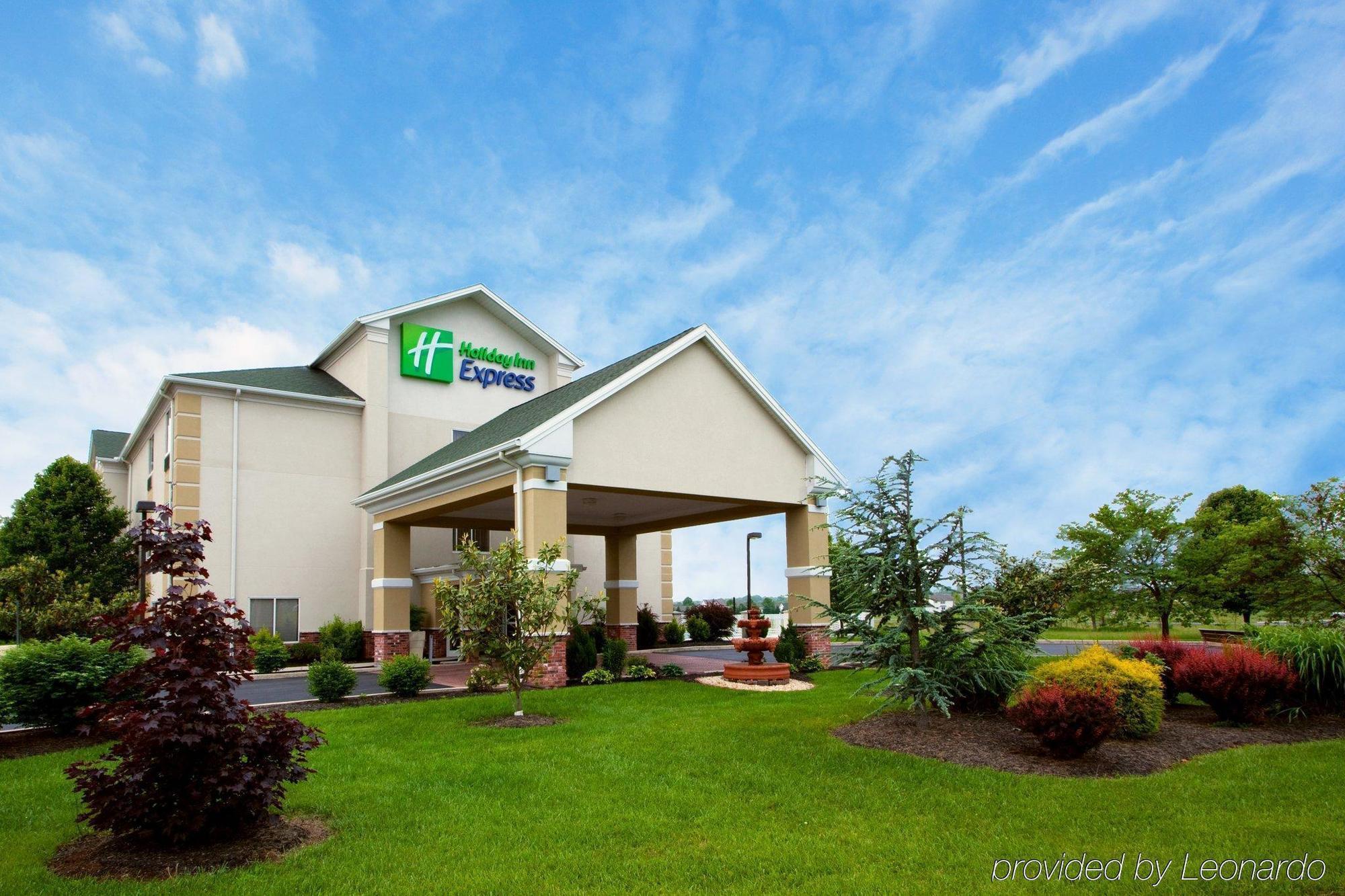 Quality Inn Spring Mills - Martinsburg North Eksteriør billede