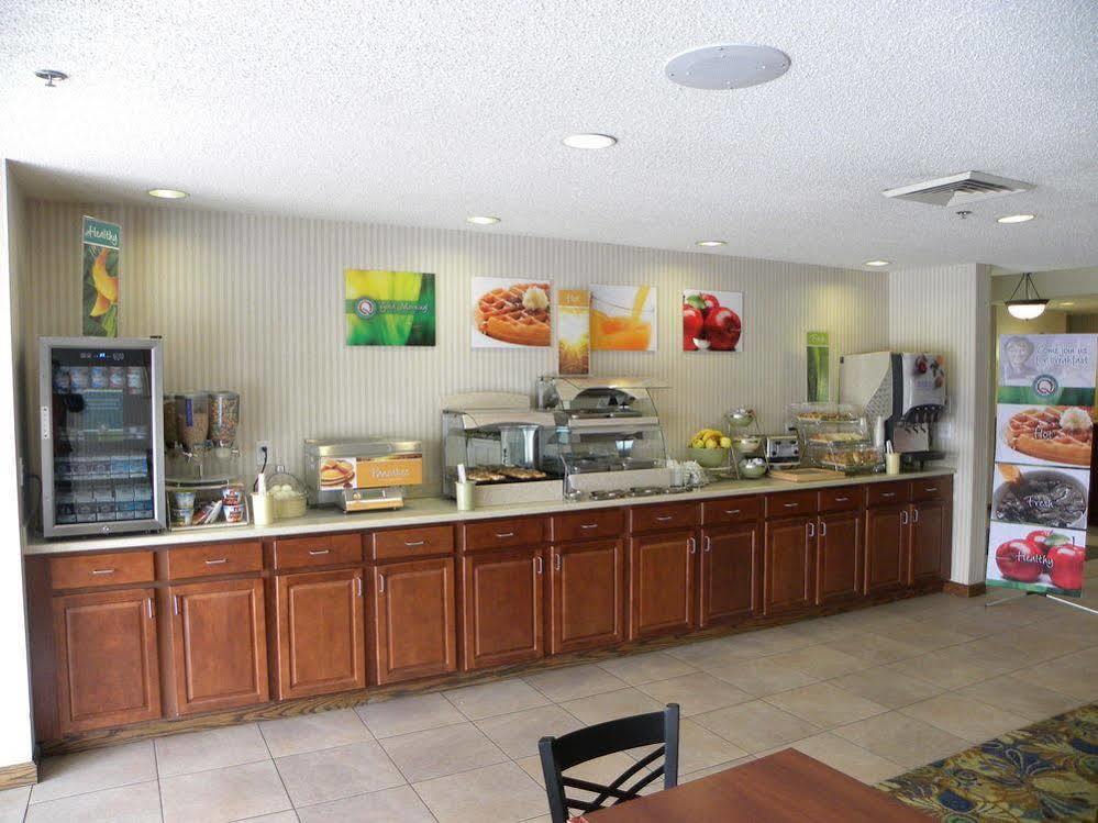 Quality Inn Spring Mills - Martinsburg North Eksteriør billede